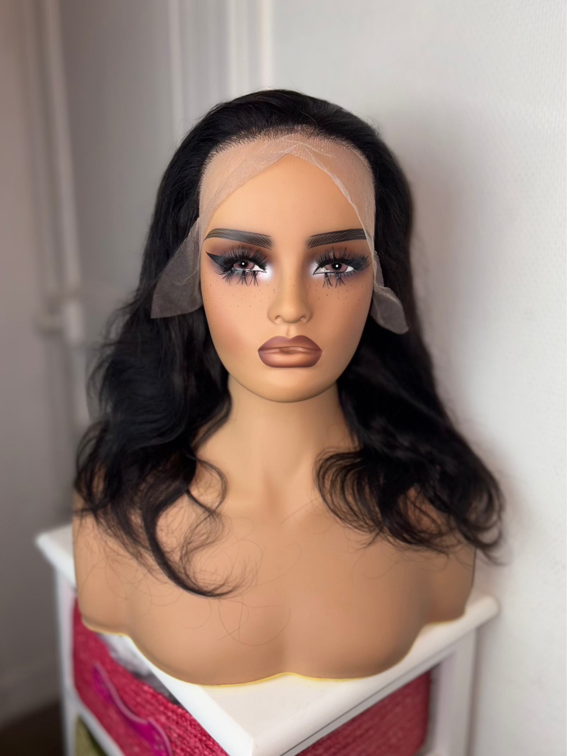 Perruque Body Wave 14" Lace 13x6 en cheveux naturels avec dentelle HD