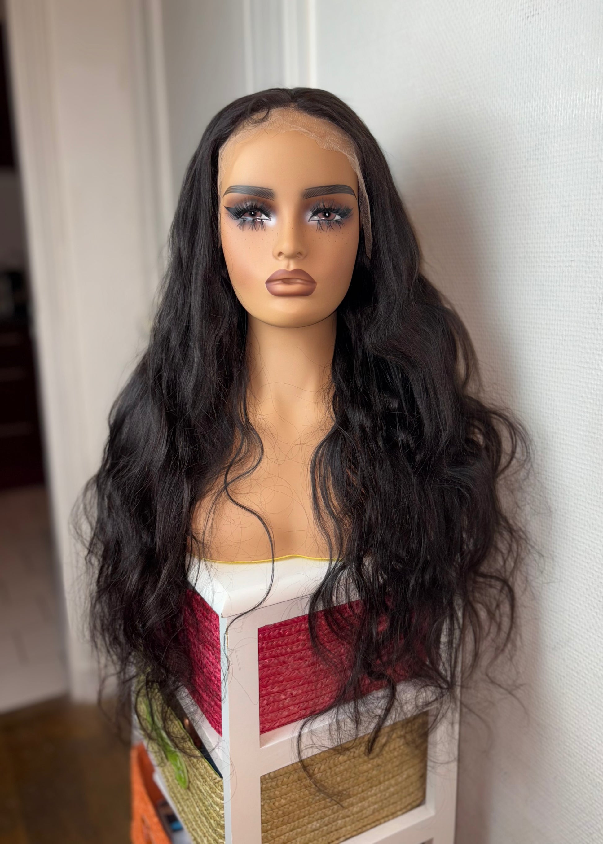 Perruque Body Wave 26pouces Lace 13x6 en cheveux naturels avec dentelle HD