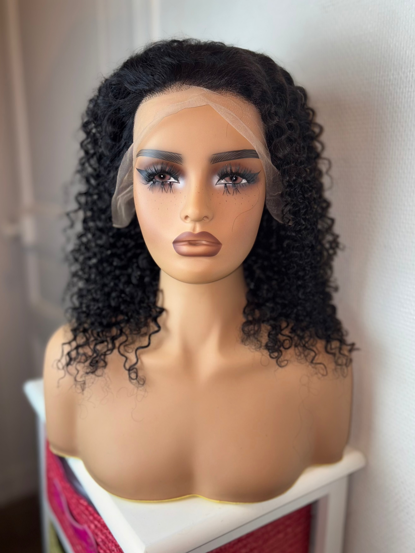 Perruque Jerry Curl 13x6 – Perruque bouclée avec dentelle HD 14 pouces